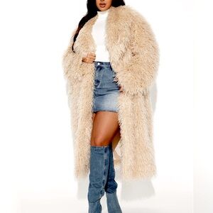 (NWT) Fashion Nova Nikita Faux Fur Trench Coat